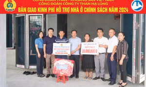 Công đoàn TKV: Trao kinh phí hỗ trợ CNLĐ xây dựng nhà ở “Mái ấm công đoàn”
