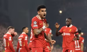 Liverpool chiếm đỉnh bảng Champions League