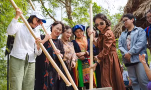 Khi người trẻ chọn văn hóa truyền thống