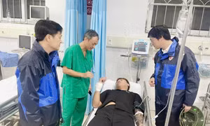 Vượt thách thức, nỗ lực vì người bệnh