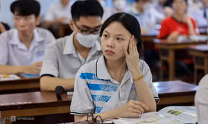 Đại học phản ứng trước dự kiến siết xét tuyển sớm của Bộ Giáo dục 