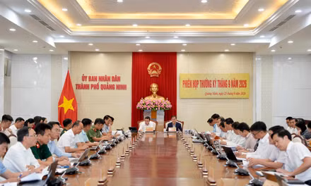 Duy trì đà tăng trưởng, bảo đảm các nhiệm vụ phát triển kinh tế - xã hội năm