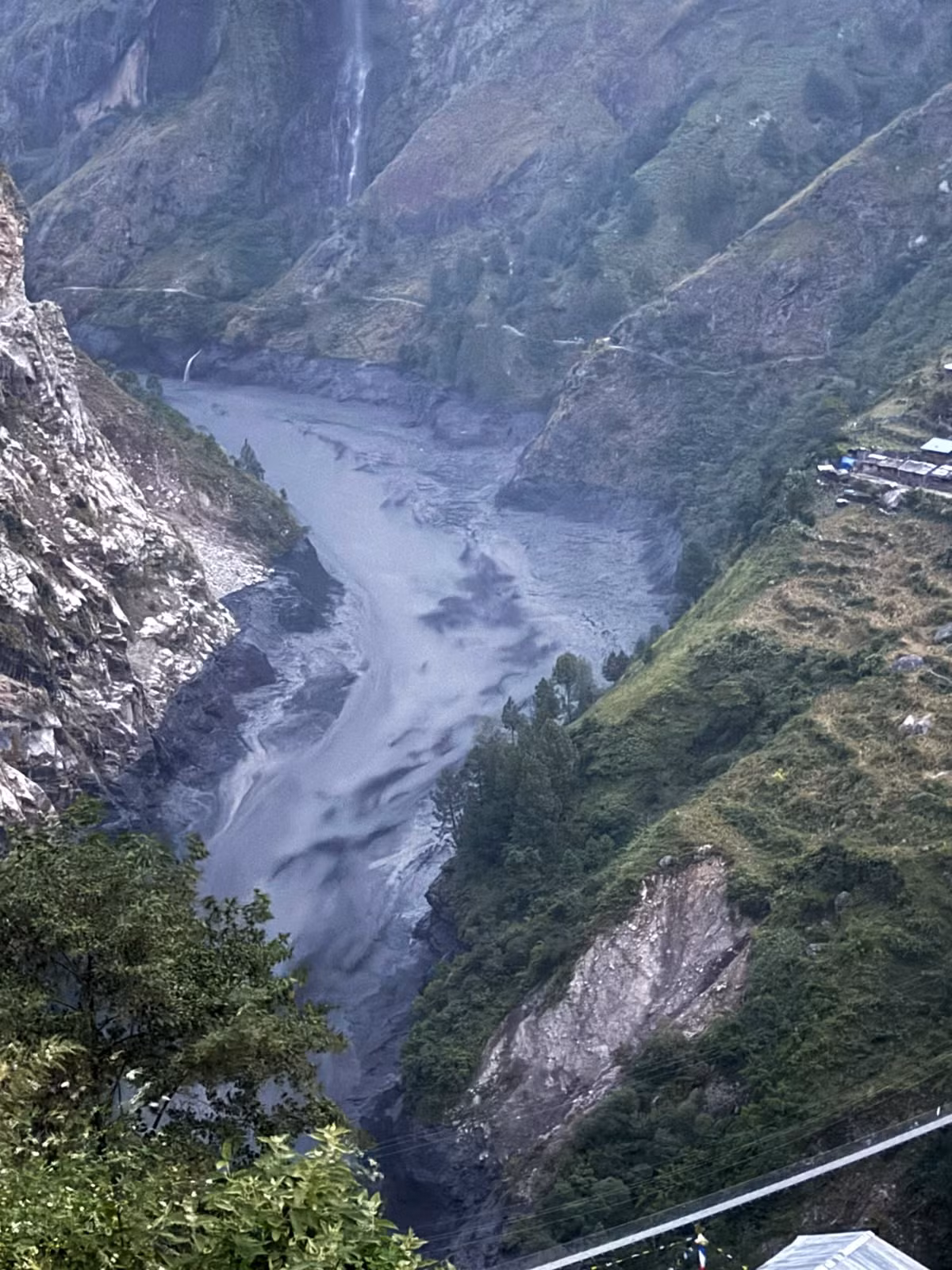 ap26284233193093.jpg