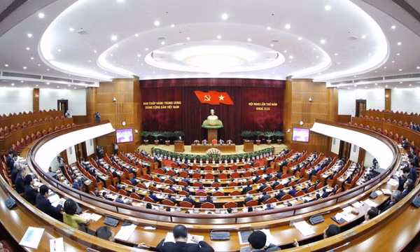 Ngày làm việc thứ hai Hội nghị Trung ương 5 khóa XIII