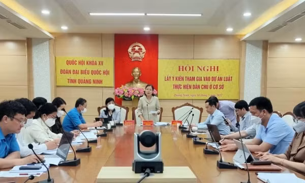Đoàn ĐBQH tỉnh lấy ý kiến tham gia vào một số dự án Luật
