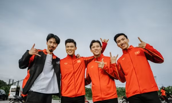 MV Đi Trong Mùa Hè của Đen giành Top 1 Trending YouTube Việt Nam