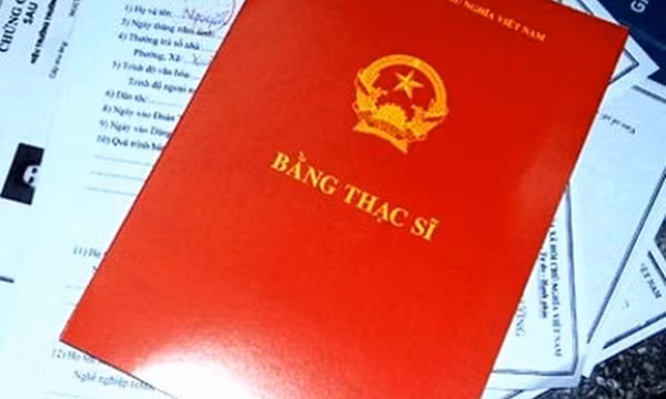 Bổ sung bằng thạc sĩ trong thời gian tập sự có được tăng lương?