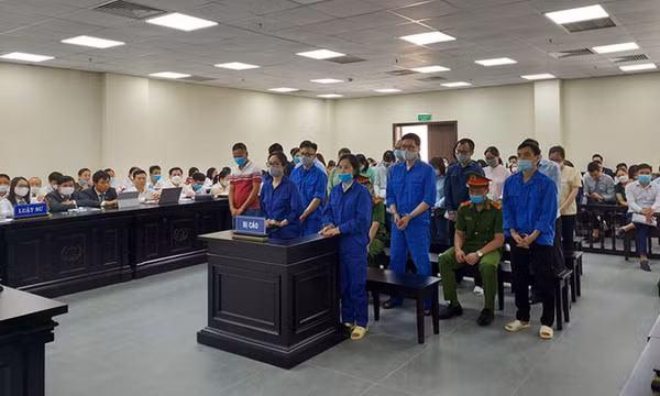 Xét xử khách hàng "VIP" chiếm đoạt hàng trăm tỷ đồng của ngân hàng
