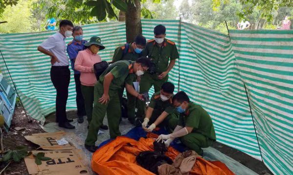 Giết chủ nợ, cướp tài sản rồi đốt xác phi tang