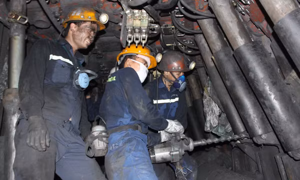 Đẩy mạnh tiết kiệm chi phí ở các đơn vị ngành Than