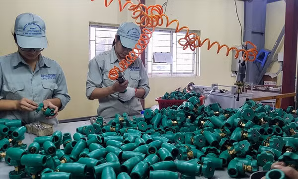 Nhiều yếu tố bất lợi đe dọa mục tiêu kìm giữ lạm phát