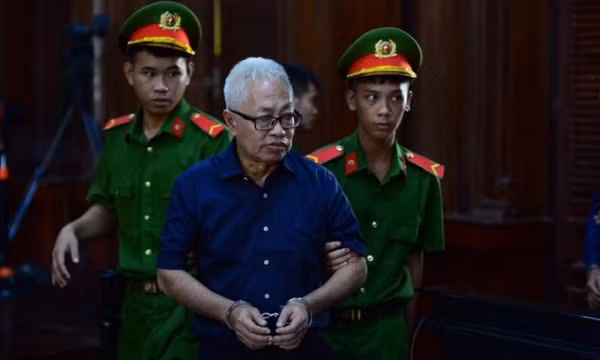 Khởi tố vụ án liên quan đến Ngân hàng Đông Á