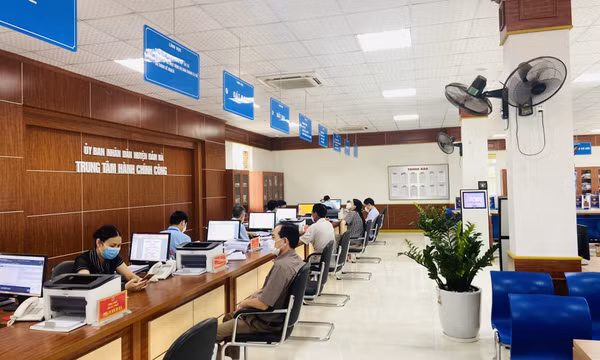 Khắc phục tồn tại trong giải quyết thủ tục hành chính