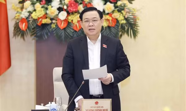 Đẩy nhanh tiến độ giải ngân đầu tư công và gói hỗ trợ phục hồi kinh tế