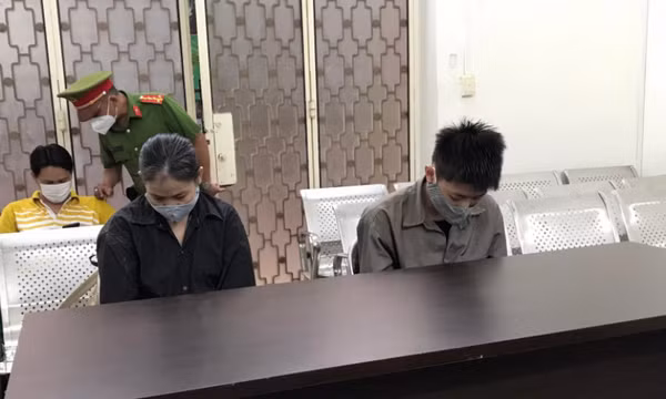 Bị bạo hành, vợ cùng con trai giết chồng cũ rồi tung tin đột quỵ