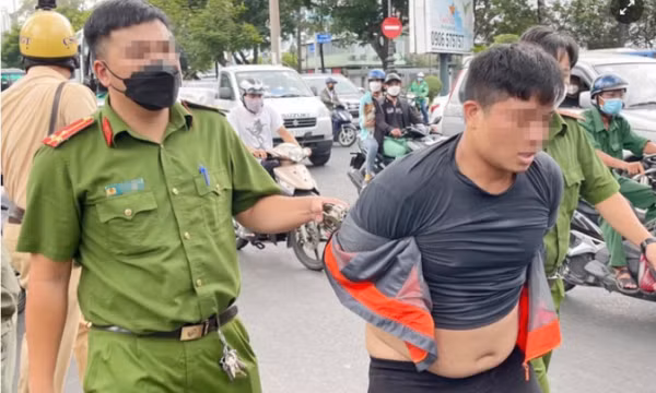 Thủ đoạn 'vòi' tiền chạy án của nhóm cựu công an phường ở TP.HCM