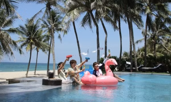 Phim có Uyển Ân chìm nghỉm