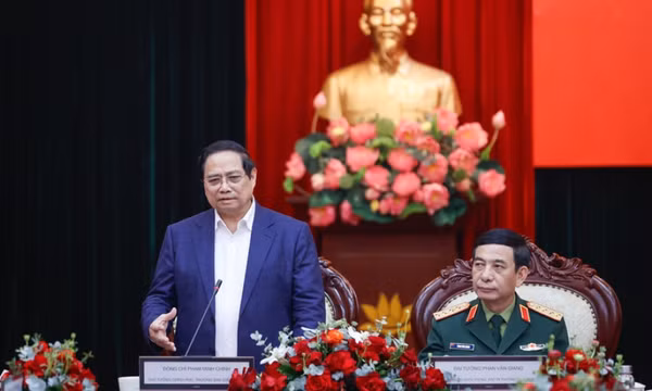Thủ tướng Phạm Minh Chính chủ trì cuộc làm việc về phát triển công nghiệp quốc phòng