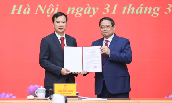 Thủ tướng trao quyết định bổ nhiệm Giám đốc Đại học Quốc gia Hà Nội