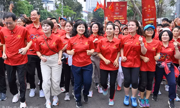 Gần 1,4 triệu người hòa nhịp cùng Ngày chạy Olympic năm 2026