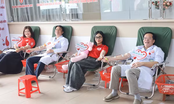 Tiếp nhận 332 đơn vị máu tại chương trình “Giọt hồng nhân ái”