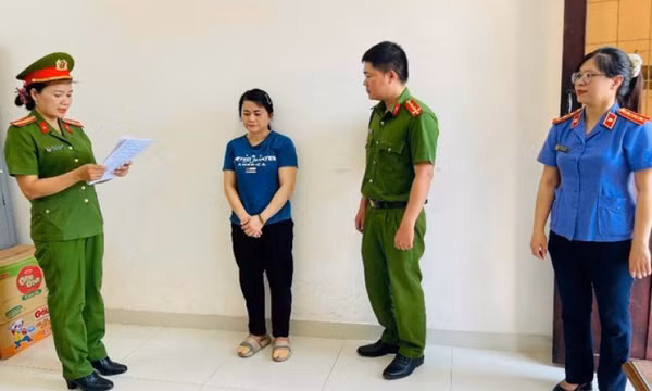 Bắt tạm giam người phụ nữ lập đường dây hụi khống, chiếm đoạt hơn 14 tỉ đồng