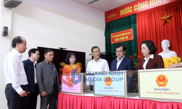 Phó Chủ tịch Quốc hội Nguyễn Thị Thanh kiểm tra công tác bầu cử tại Quảng Ninh, tháng 3-2026