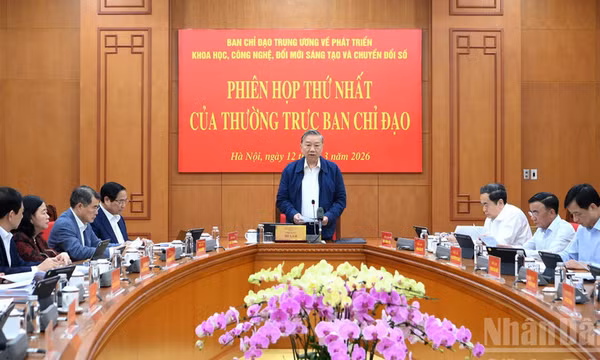 Phát triển khoa học, công nghệ phải hướng mạnh vào việc giải quyết những bài toán thực tiễn