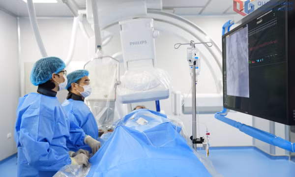 Tiếp tục phát triển hệ thống chăm sóc sức khỏe toàn diện, hiệu quả vì nhân dân