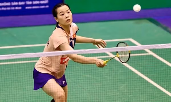 Tay vợt Nguyễn Thùy Linh sẽ sang Pháp thi đấu