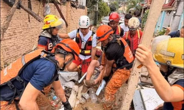 Bão Kalmaegi gây lũ lịch sử tại Philippines, gần 70 người thiệt mạng - Tỉnh Cebu ban bố tình trạng khẩn cấp