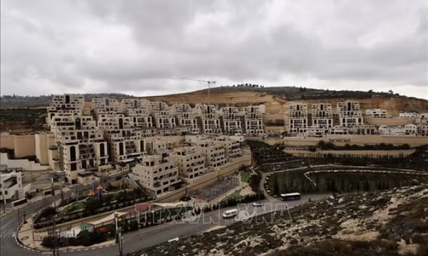 Israel phá dỡ một khu định cư trái phép ở Bờ Tây