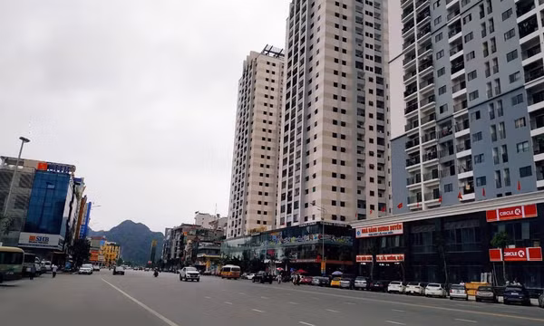 Đôn đốc chủ đầu tư khẩn trương hoàn thành các thủ tục để cấp Giấy chứng nhận quyền sở hữu nhà chung cư Trần Hưng Đạo Plaza