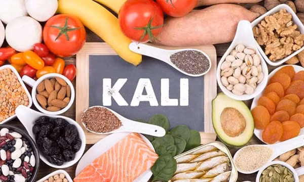 7 cách hạ huyết áp tự nhiên, đơn giản mà hiệu quả không ngờ