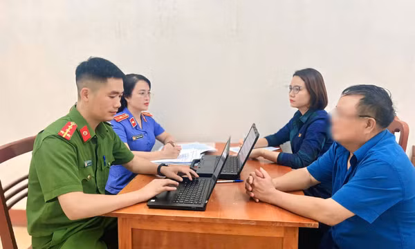 Khởi tố người đàn ông 59 tuổi mua dâm bé gái 14 tuổi ở Lào Cai