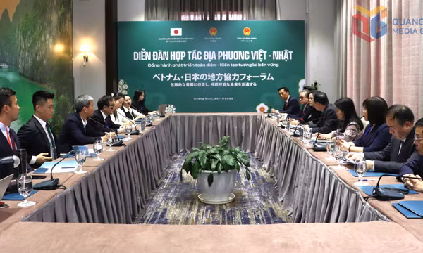 Phó Chủ tịch UBND tỉnh Lê Văn Ánh tiếp xã giao Tổng Lãnh sự Việt Nam tại Fukuoka (Nhật Bản) 