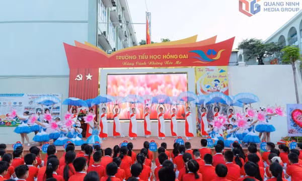 Chăm lo phát triển giáo dục toàn diện 