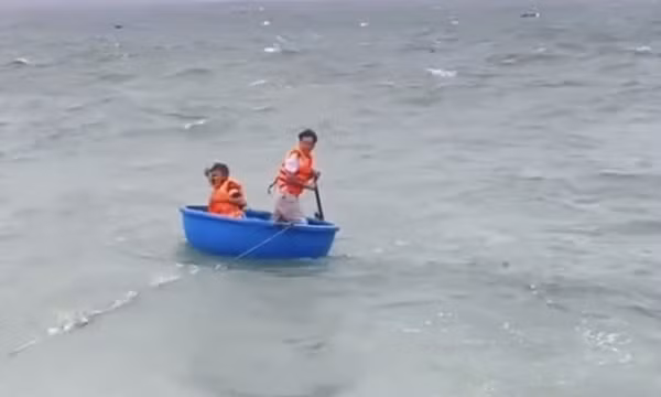 48h lênh đênh trên biển giữa tâm bão, người đàn ông ở Lý Sơn vẫn sống sót thần kỳ