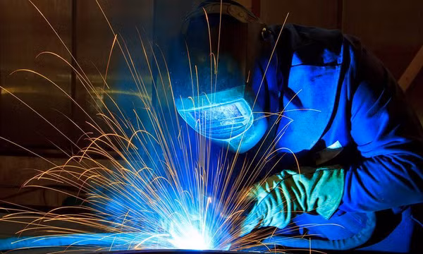 Công nhân cơ khí làm gì? Chi tiết công việc hàng ngày từ A-Z