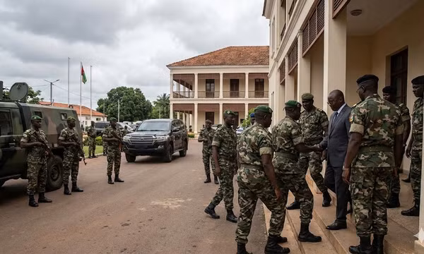 Đảo chính ở Guinea-Bissau: Tổng thống Embalo “được đối xử tốt”