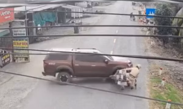 Điều tra tài xế ôtô có hành vi chống đối lực lượng Cảnh sát giao thông ở Tây Ninh