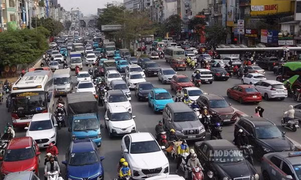 Lộ trình áp dụng quy chuẩn về khí thải xe ô tô có hiệu lực từ 1/3/2026