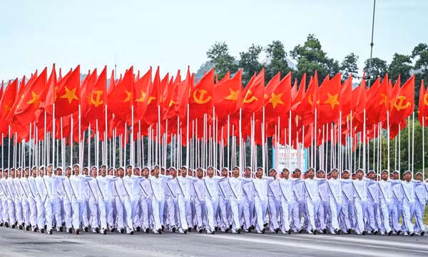 Vai trò chủ thể, vị trí trung tâm của nhân dân