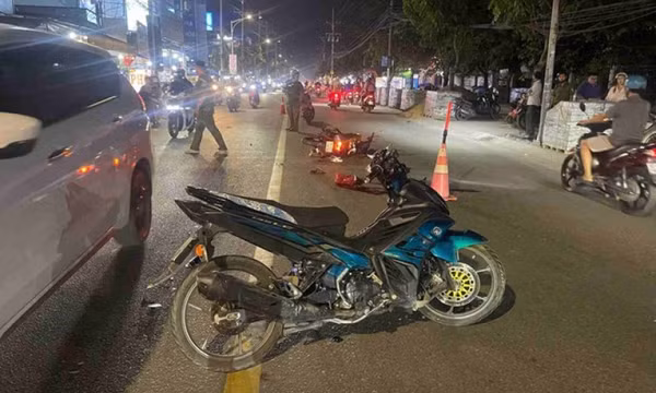 Tai nạn xe máy khiến 3 người bị thương và 1 cán bộ công an tử vong ở TPHCM