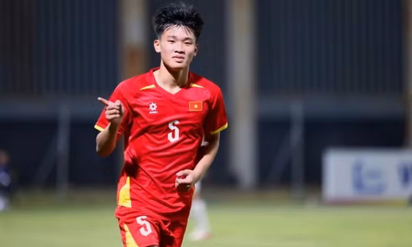 Thắng Hong Kong, U17 Việt Nam củng cố ngôi đầu bảng vòng loại châu Á