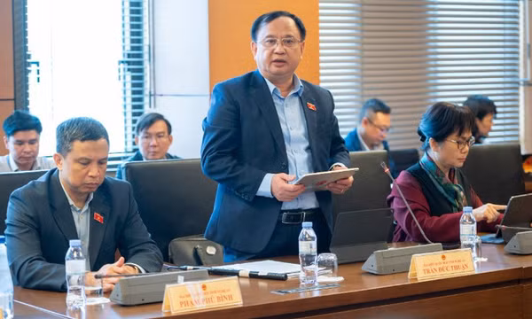 Cần quy định chặt chẽ, bảo đảm quyền con người trong thi hành tạm giữ, tạm giam