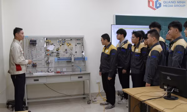 Nâng cao kỹ năng cho giáo viên trường nghề