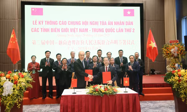 Hội nghị Toà án nhân dân các tỉnh biên giới Việt Nam - Trung Quốc lần thứ hai