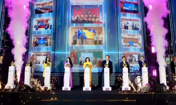 Chính thức khai màn ngày hội mua sắm trực tuyến lớn nhất trong năm