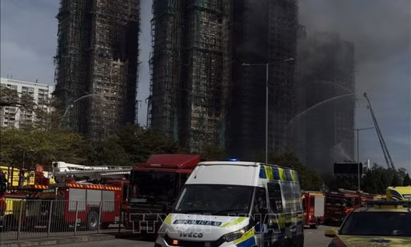 Vụ cháy chung cư Hong Kong (Trung Quốc): ít nhất 83 người thiệt mạng, hàng chục người mất tích